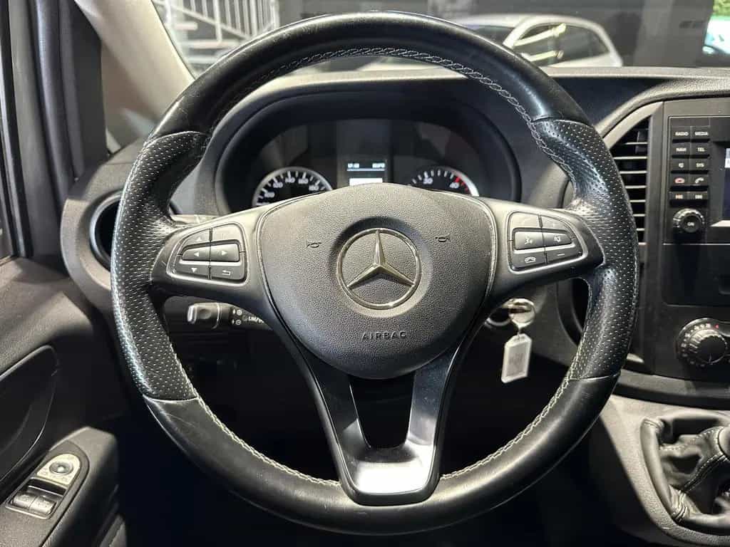 Mercedes-Benz Vito TOURER 114 LANG 9SITZE 2xSCHIEBETÜR 2xKLIMA 12/2015-photo-27