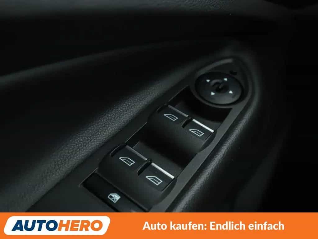 Ford Kuga 1.5 EcoBoost Individual Aut.*NAVI*BI-XENON* 02/2016-photo-24