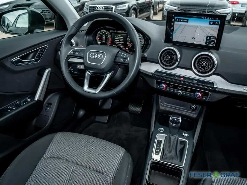 Audi Q2 35TFSI S tronic S line/LED/AHK/Navi+/Kamera 05/2025-photo-3