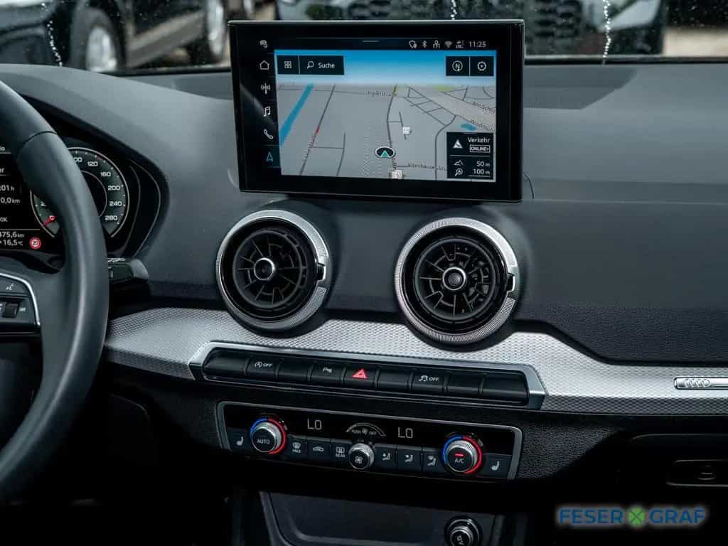 Audi Q2 35TFSI S tronic S line/LED/AHK/Navi+/Kamera 05/2025-photo-4