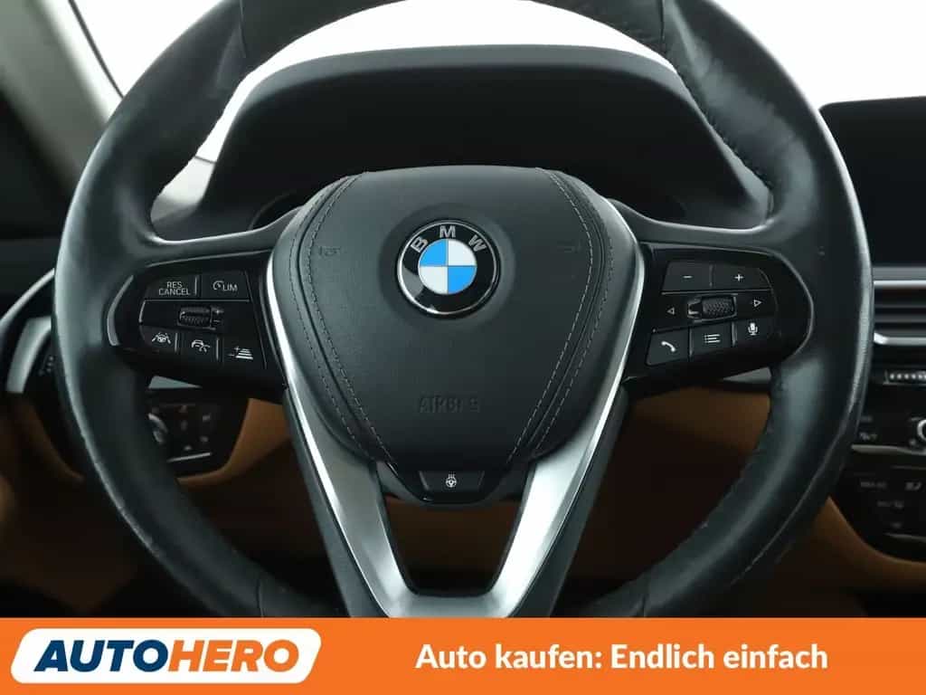 BMW 530 5er 530d xDrive Luxury Line Aut. *HUD*LED*ACC* 02/2020-photo-15