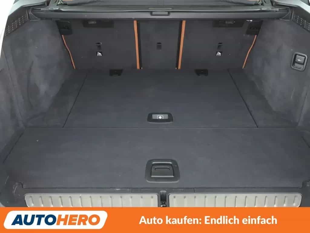 BMW 530 5er 530d xDrive Luxury Line Aut. *HUD*LED*ACC* 02/2020-photo-17