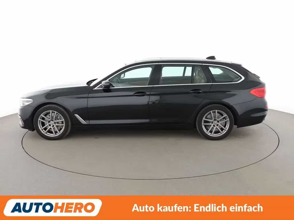 BMW 530 5er 530d xDrive Luxury Line Aut. *HUD*LED*ACC* 02/2020-photo-2