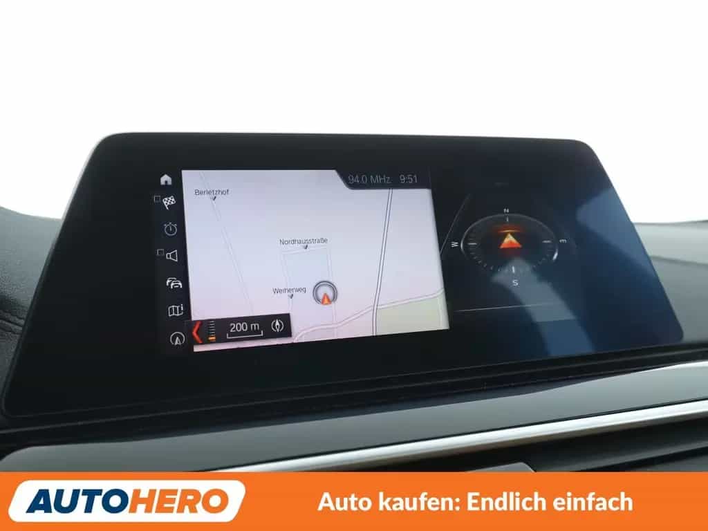 BMW 530 5er 530d xDrive Luxury Line Aut. *HUD*LED*ACC* 02/2020-photo-21