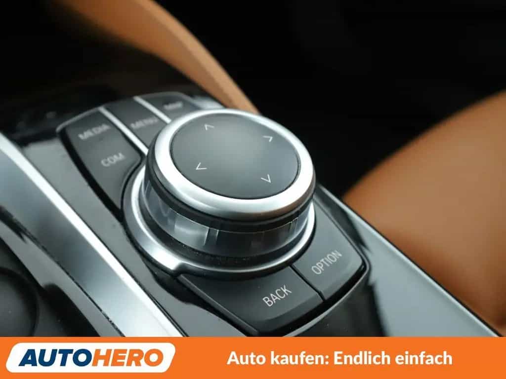BMW 530 5er 530d xDrive Luxury Line Aut. *HUD*LED*ACC* 02/2020-photo-25