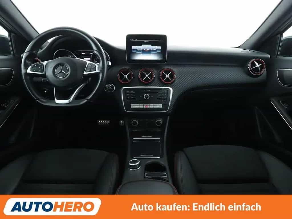 Mercedes-Benz A 250 AMG Line Aut. *NAVI*LED*TEMPO*CAM*SHZ* 07/2016-photo-11
