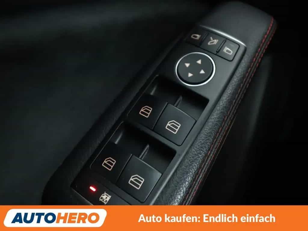 Mercedes-Benz A 250 AMG Line Aut. *NAVI*LED*TEMPO*CAM*SHZ* 07/2016-photo-24