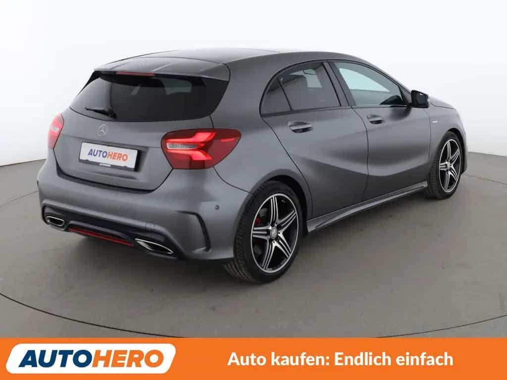 Mercedes-Benz A 250 AMG Line Aut. *NAVI*LED*TEMPO*CAM*SHZ* 07/2016-photo-5