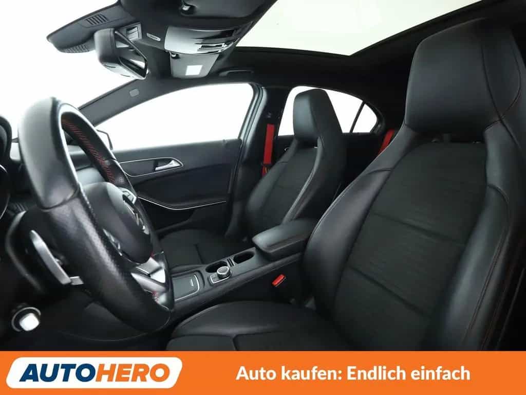 Mercedes-Benz A 250 AMG Line Aut. *NAVI*LED*TEMPO*CAM*SHZ* 07/2016-photo-9
