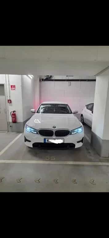 BMW 320 d xDrive Advantage Automatic Advantage 10/2019-photo-3
