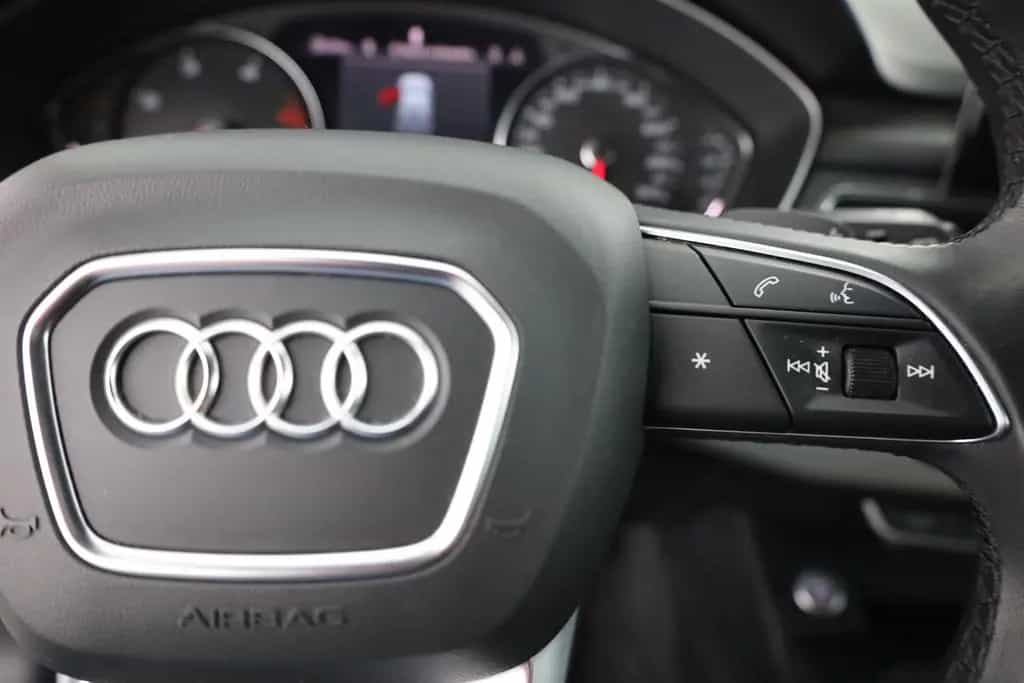 Audi A4 40 TDI S-Tronic OptikSchwarz AHK ACC Leder 02/2021-photo-16