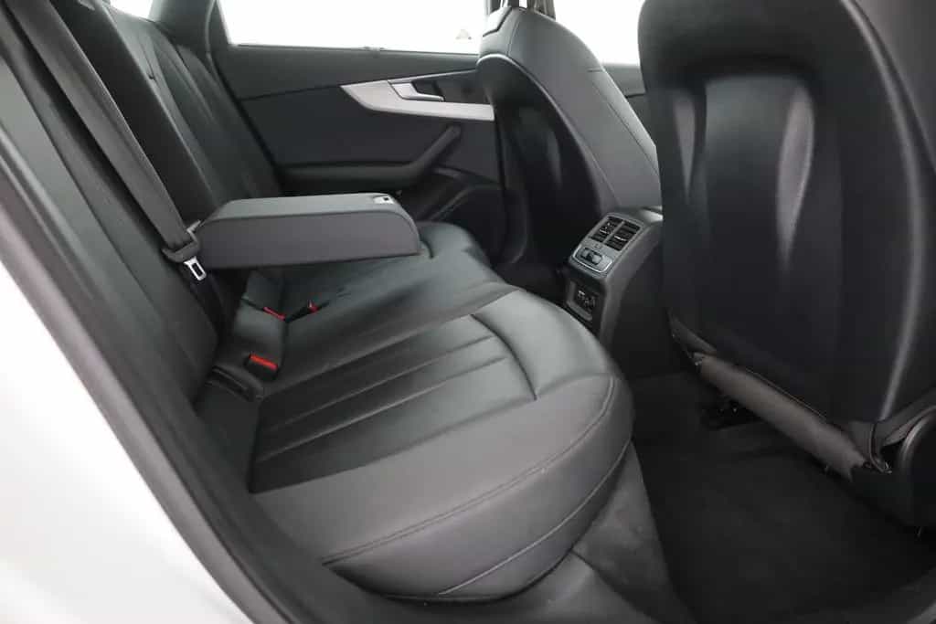 Audi A4 40 TDI S-Tronic OptikSchwarz AHK ACC Leder 02/2021-photo-25