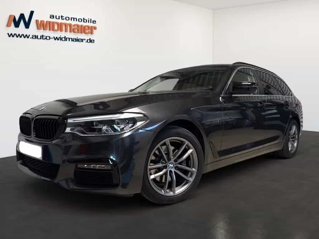 BMW 520 d Touring -- Pano/ Komfortsitz/ HeadUp 02/2019-photo-0