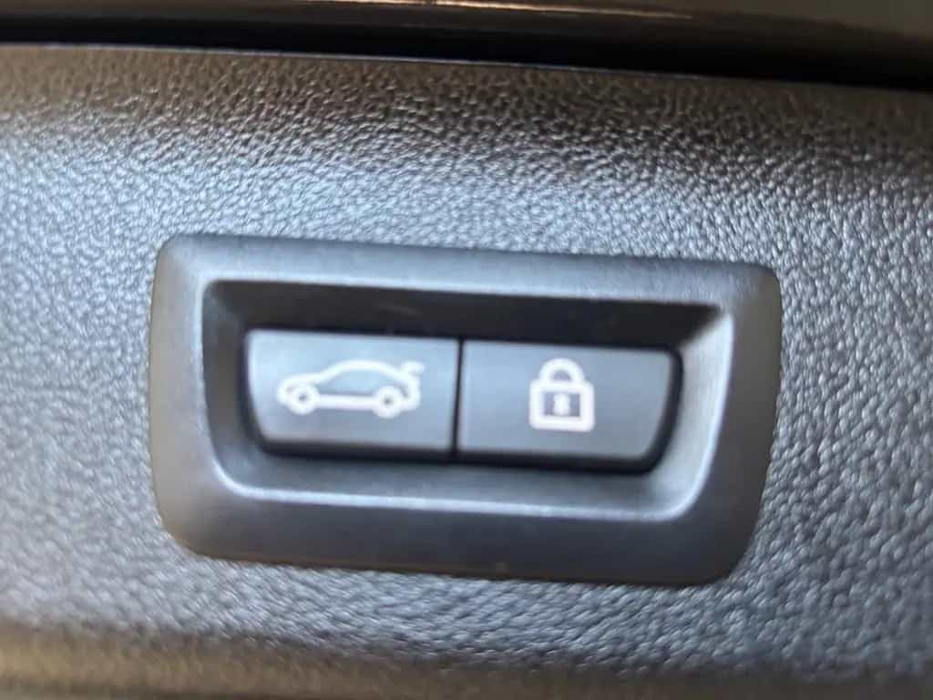 BMW 520 d Touring -- Pano/ Komfortsitz/ HeadUp 02/2019-photo-11