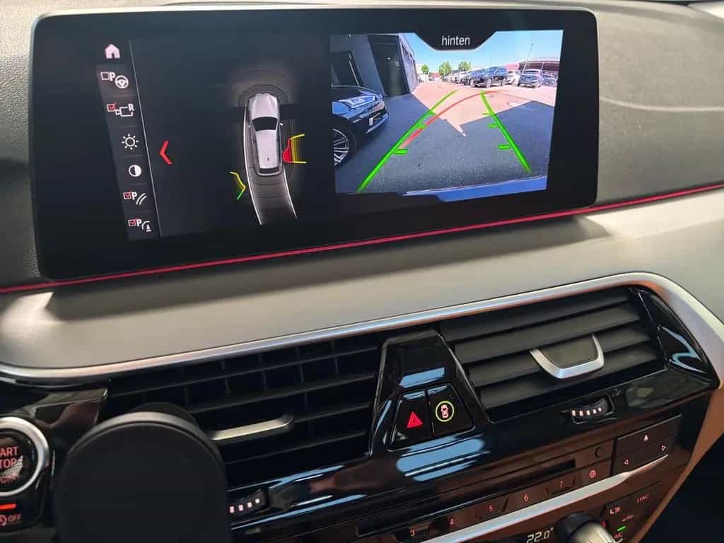 BMW 520 d Touring -- Pano/ Komfortsitz/ HeadUp 02/2019-photo-20
