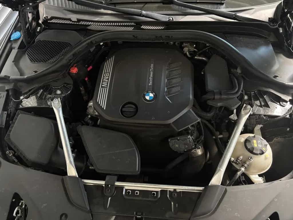 BMW 520 d Touring -- Pano/ Komfortsitz/ HeadUp 02/2019-photo-9
