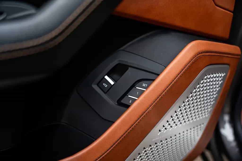 Lamborghini Urus 4.0 V8 B&0 Massage Pano Grigio Keres 06/2022-photo-15