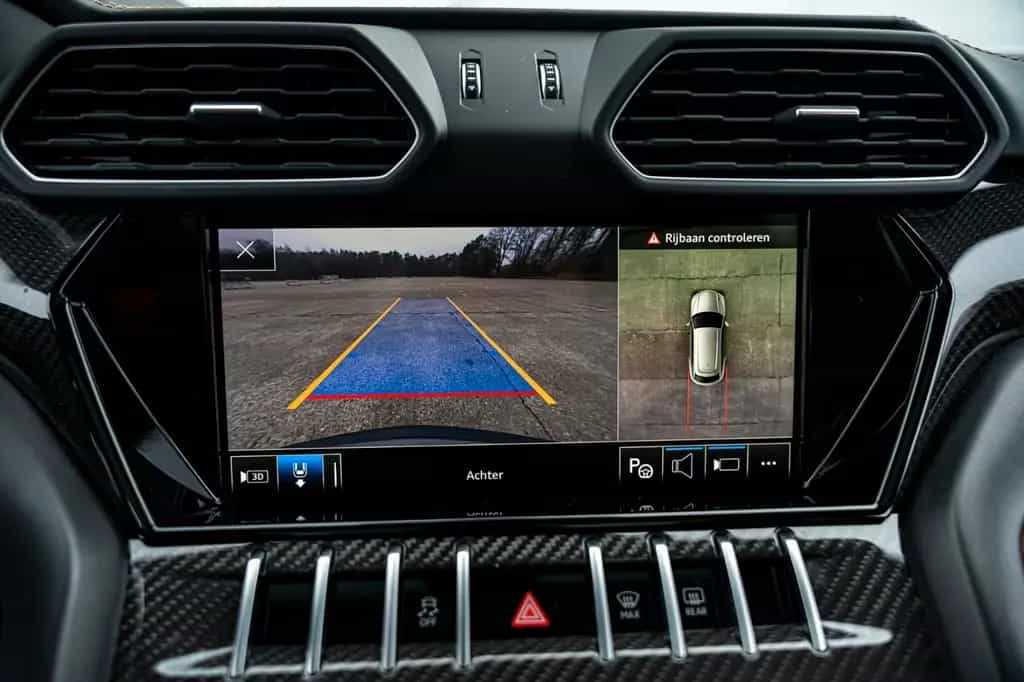 Lamborghini Urus 4.0 V8 B&0 Massage Pano Grigio Keres 06/2022-photo-17