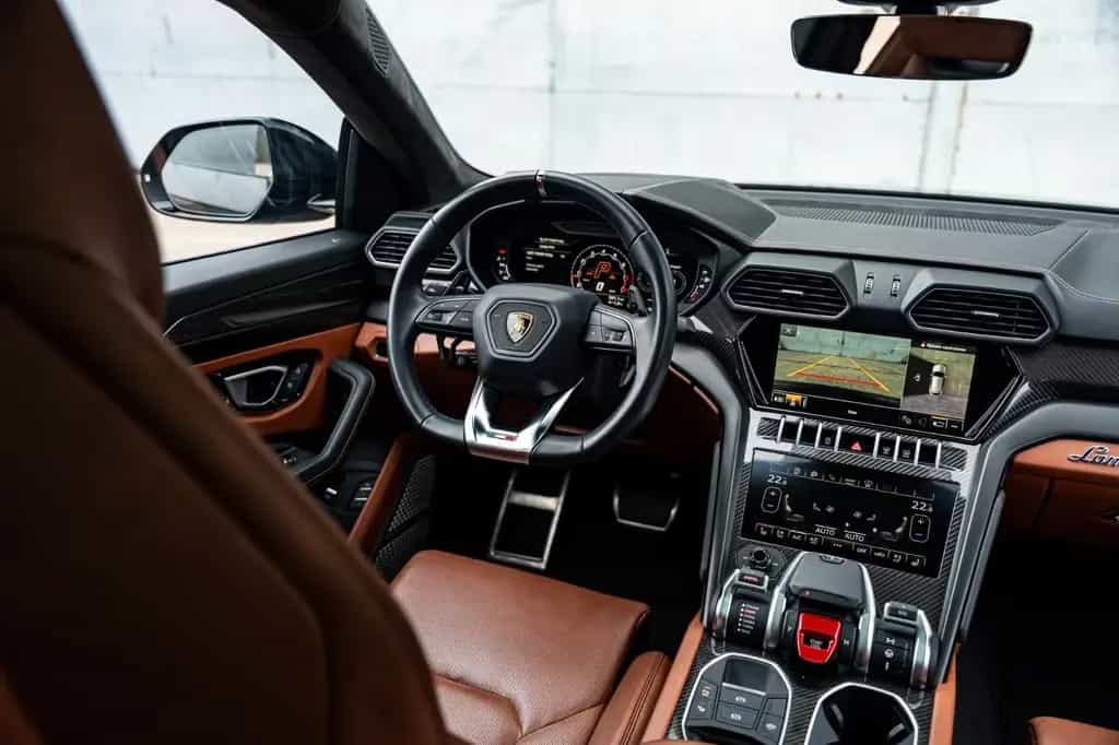 Lamborghini Urus 4.0 V8 B&0 Massage Pano Grigio Keres 06/2022-photo-9