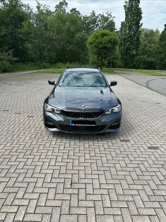 BMW 320 d Touring M Sport Automatik M Sport 07/2020-photo-1