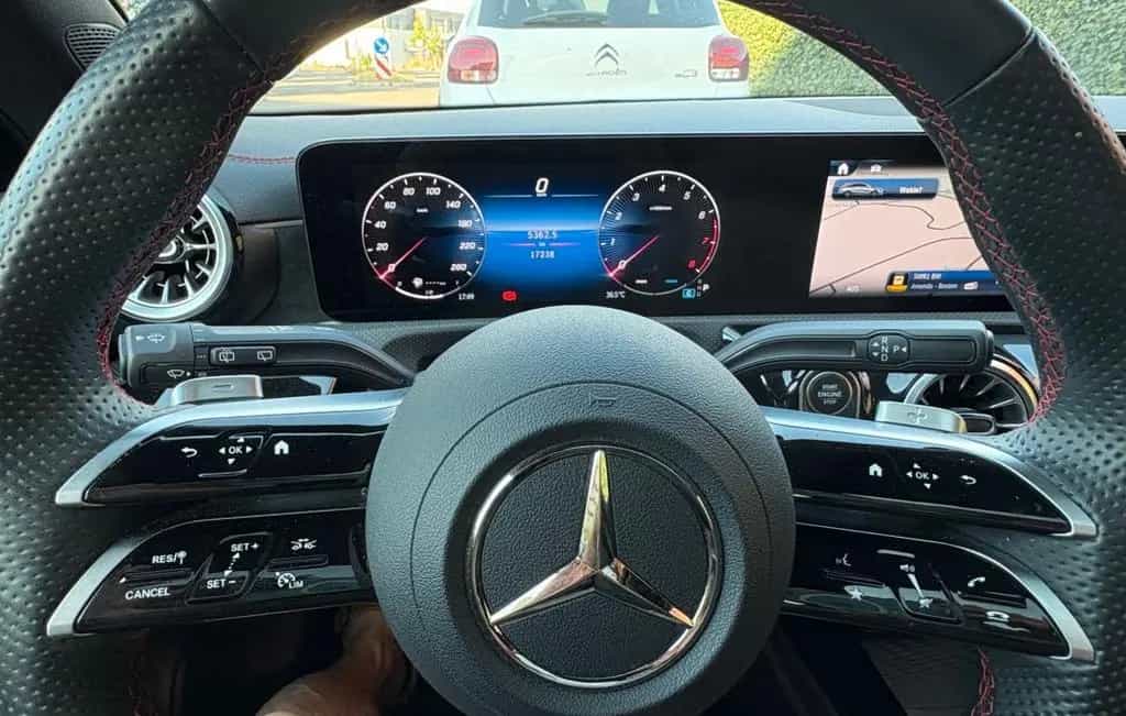 Mercedes-Benz CLA 200 Shooting Brake CLA 200 DCT Shooting ... 06/2024-photo-9