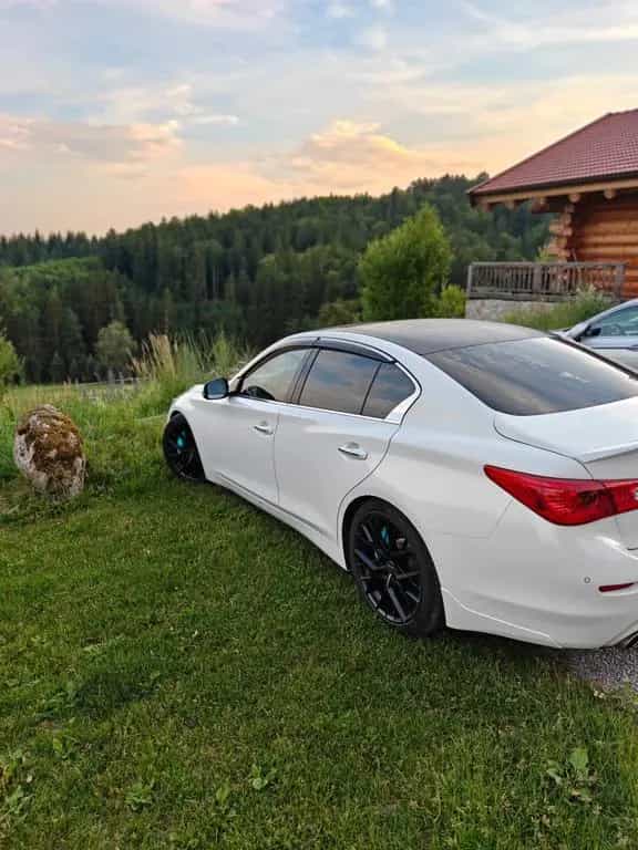 Infiniti Q50 3.5 V6 S Hybrid Sport Tech 4WD Auto S Hy... 01/2016-photo-2