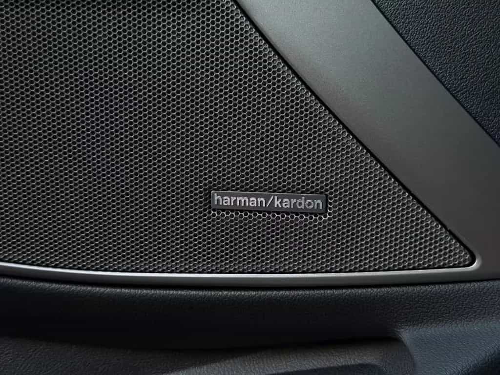 BMW 320 d xD M Sport Pro HuD Carbon Pano StHz h/k AHK 01/2025-photo-15