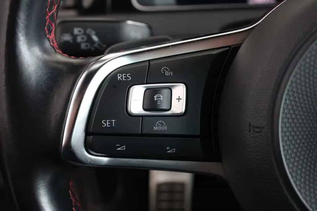Volkswagen Golf VII GTI BMT STANDHEIZUNG 05/2018-photo-16