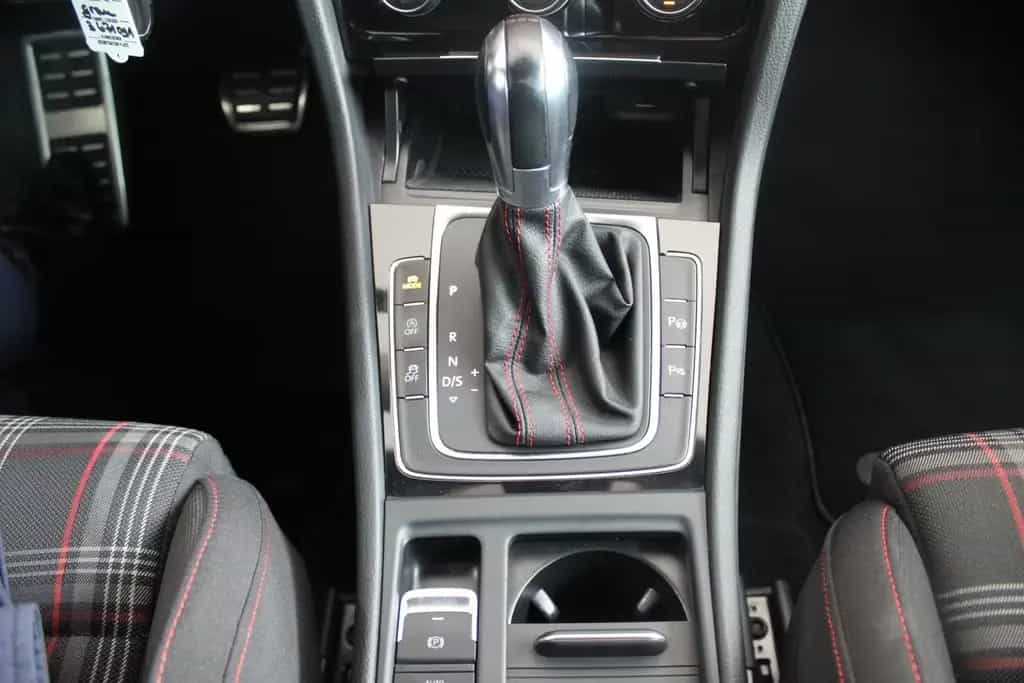 Volkswagen Golf VII GTI BMT STANDHEIZUNG 05/2018-photo-22