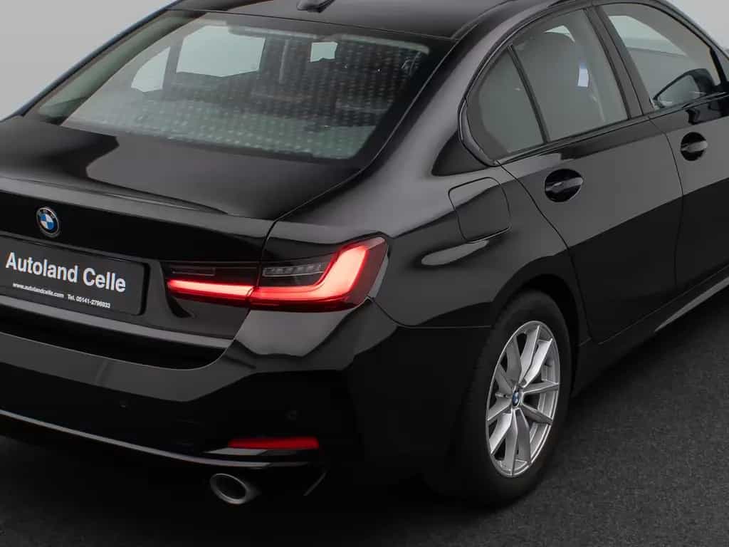 BMW 320 d Lim. DAB HUD CockPitPro Leder PDC Sport 02/2023-photo-14