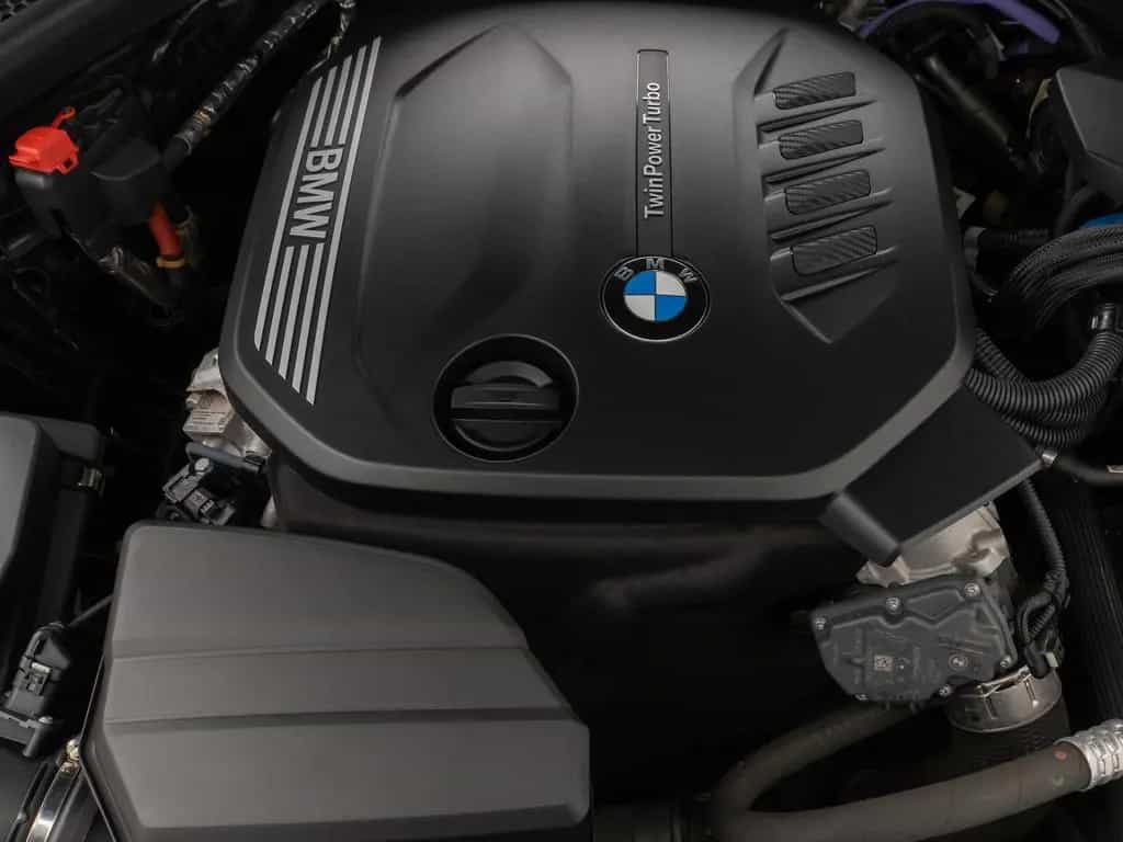 BMW 320 d Lim. DAB HUD CockPitPro Leder PDC Sport 02/2023-photo-17