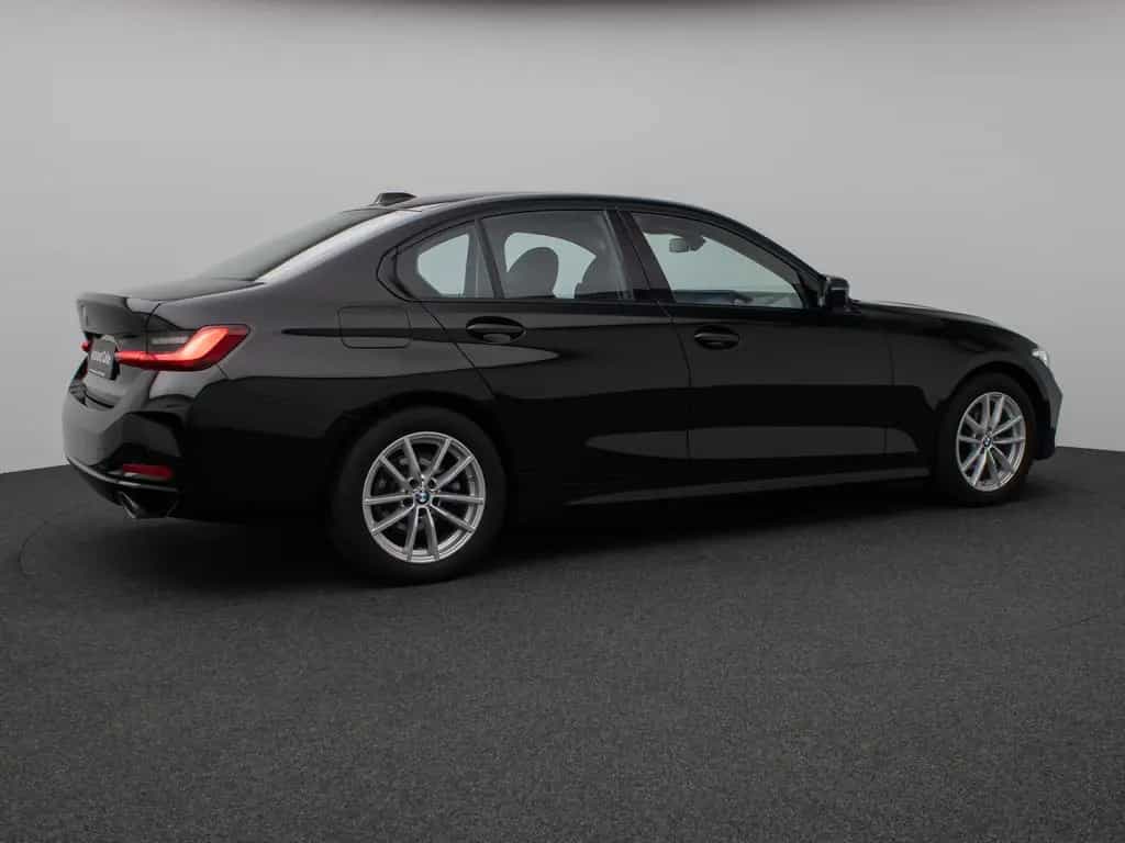 BMW 320 d Lim. DAB HUD CockPitPro Leder PDC Sport 02/2023-photo-5