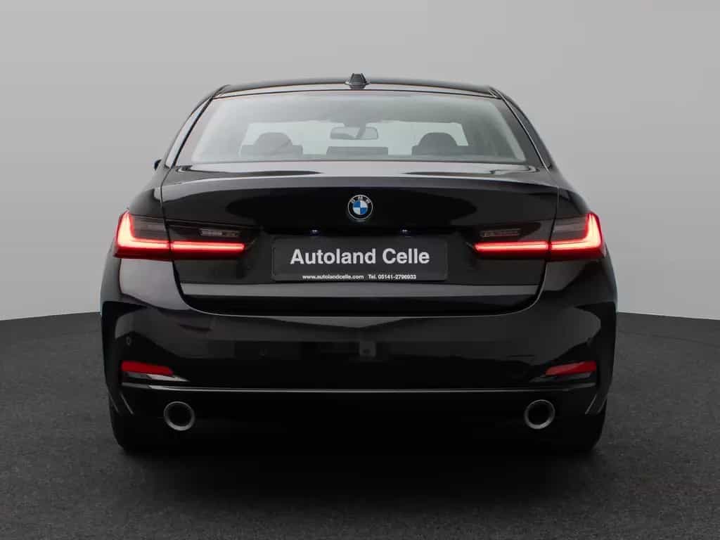 BMW 320 d Lim. DAB HUD CockPitPro Leder PDC Sport 02/2023-photo-7