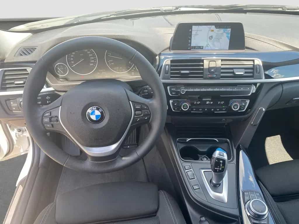 BMW 320 d Touring Sport Line LED HiFi Navi 2. Hand 10/2018-photo-10
