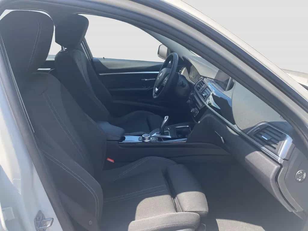 BMW 320 d Touring Sport Line LED HiFi Navi 2. Hand 10/2018-photo-17