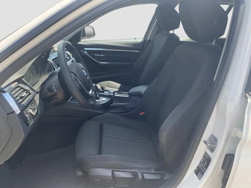 BMW 320 d Touring Sport Line LED HiFi Navi 2. Hand 10/2018-photo-9
