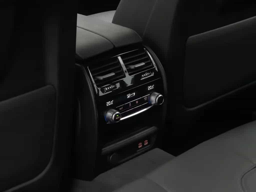 BMW 520 d Alarm DAB Kamera 4xKlima Parkas Leder Sport 11/2022-photo-27