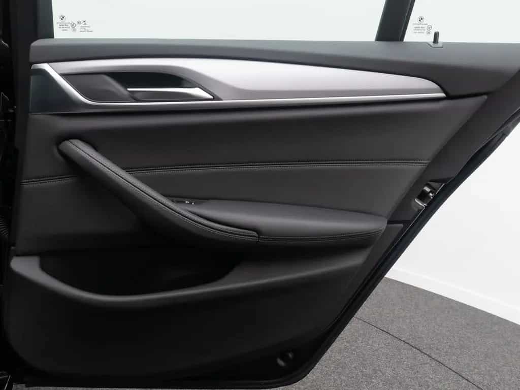 BMW 520 d Alarm DAB Kamera 4xKlima Parkas Leder Sport 11/2022-photo-31