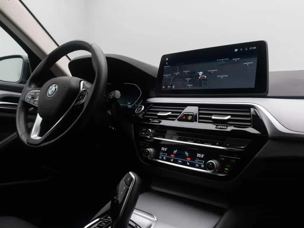 BMW 520 d Alarm DAB Kamera 4xKlima Parkas Leder Sport 11/2022-photo-36