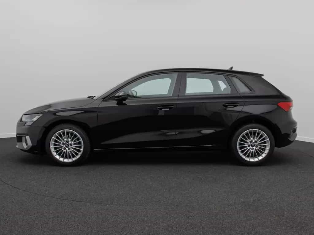 Audi A3 30 TFSI S tronic Sportback PDC DAB FahrAssist 10/2023-photo-10