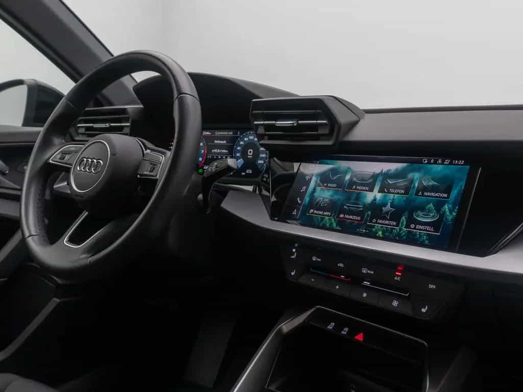 Audi A3 30 TFSI S tronic Sportback PDC DAB FahrAssist 10/2023-photo-33