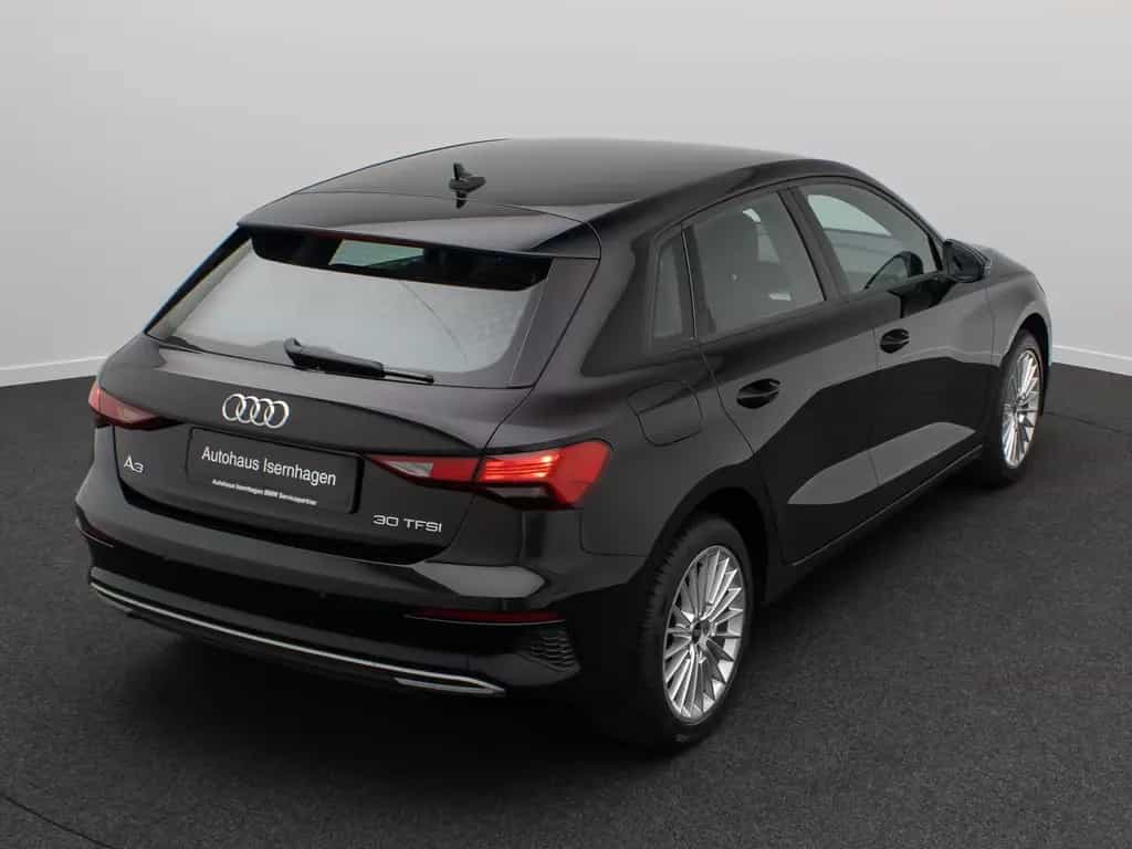 Audi A3 30 TFSI S tronic Sportback PDC DAB FahrAssist 10/2023-photo-6