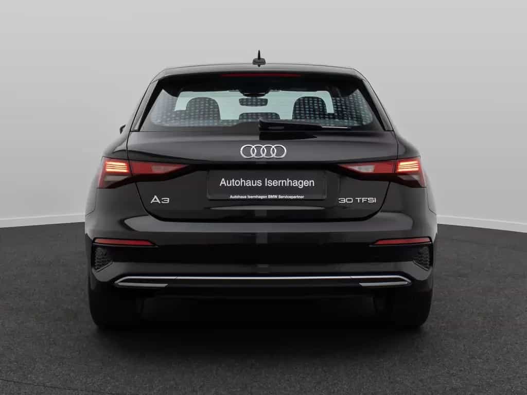 Audi A3 30 TFSI S tronic Sportback PDC DAB FahrAssist 10/2023-photo-7
