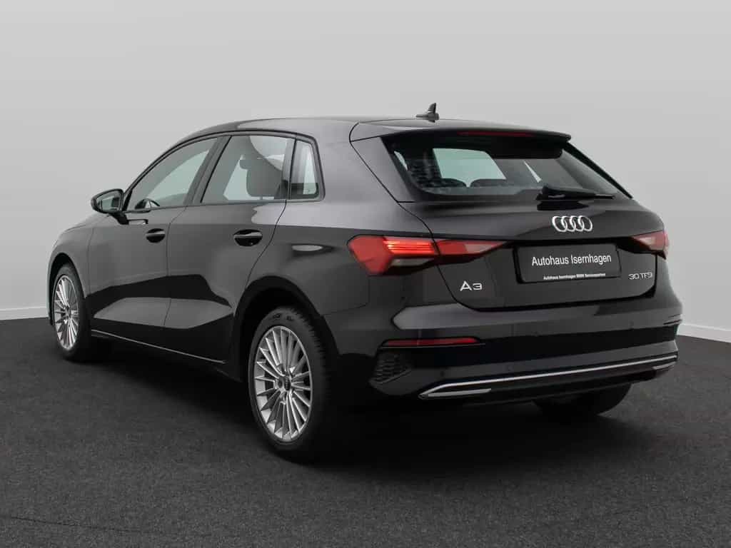 Audi A3 30 TFSI S tronic Sportback PDC DAB FahrAssist 10/2023-photo-8