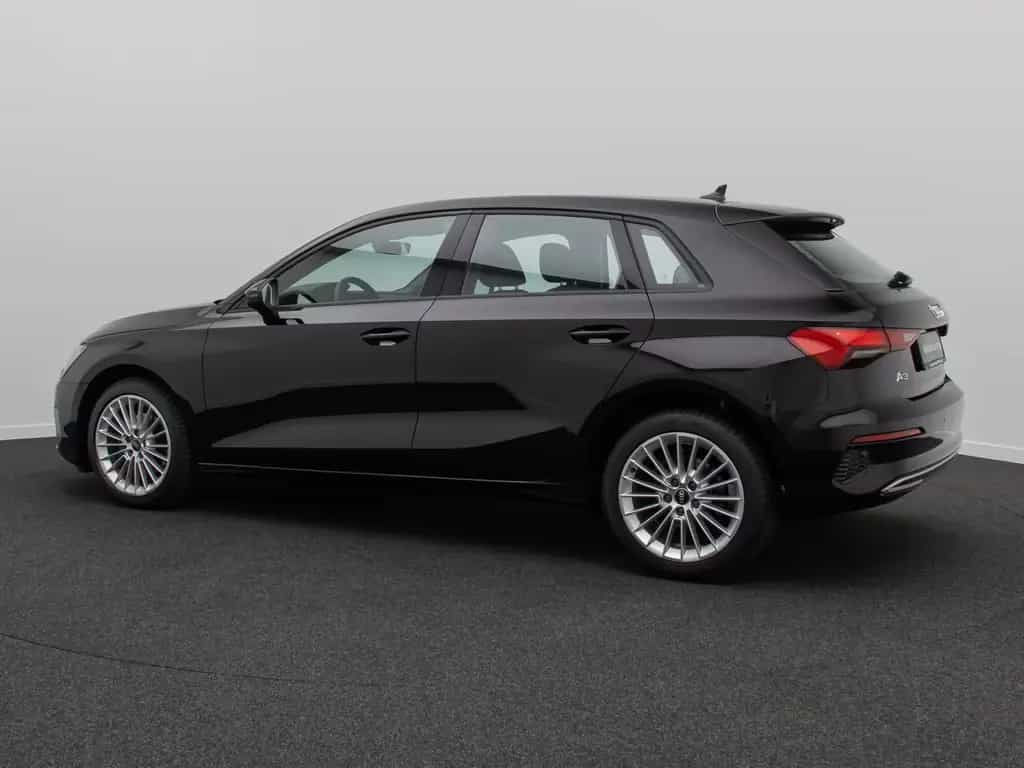 Audi A3 30 TFSI S tronic Sportback PDC DAB FahrAssist 10/2023-photo-9