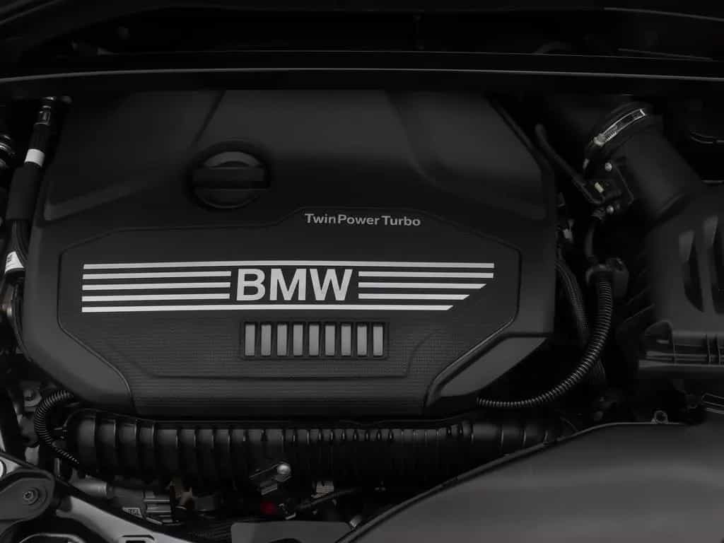 BMW 120 i SportLine H/K HUD DAB Kamera Panorama Leder 03/2023-photo-13