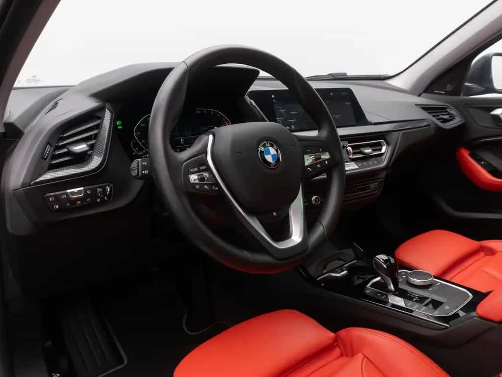 BMW 120 i SportLine H/K HUD DAB Kamera Panorama Leder 03/2023-photo-19