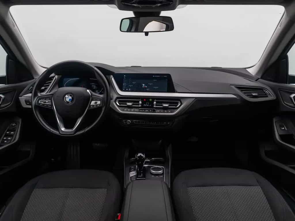 BMW 218 Gran Coupé 218i Gran Coupé DAB GeschwindigReg PDC CockpitPr 03/2024-photo-33