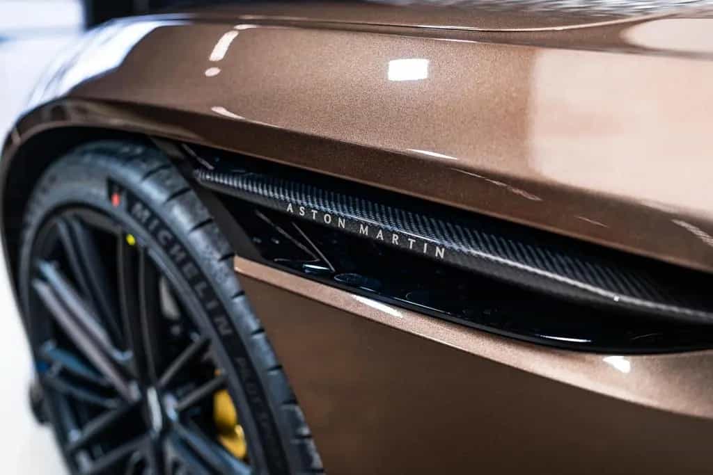 Aston Martin DB12 Keramik*  Carbon* 01/2025-photo-7