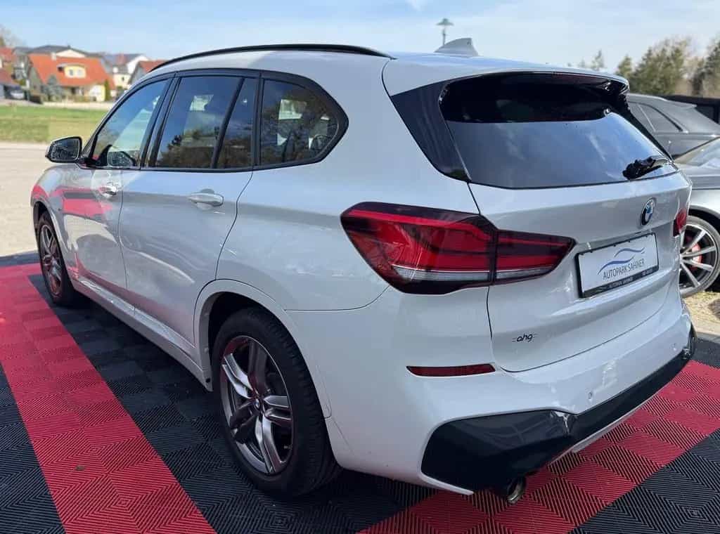 BMW X1 sDrive 18 i M SPORT*HUD*KAM*LEDER 02/2022-photo-13